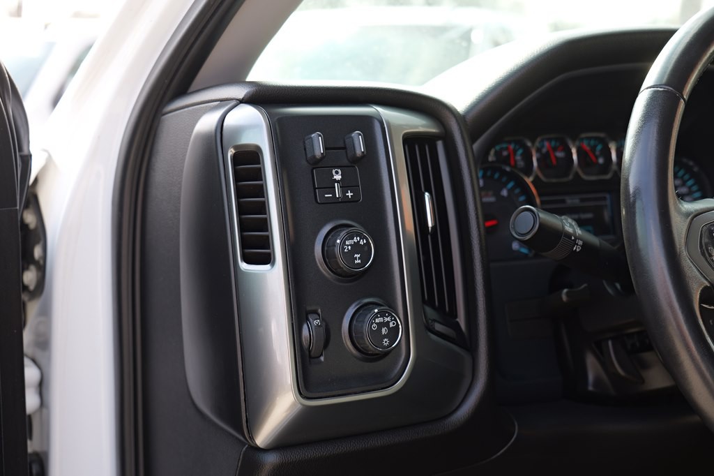 2018 Chevrolet Silverado 1500 Image 13