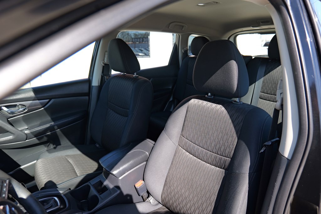 2017 Nissan Rogue Image 14