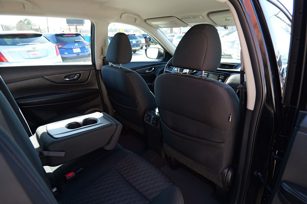 2017 Nissan Rogue Image 22