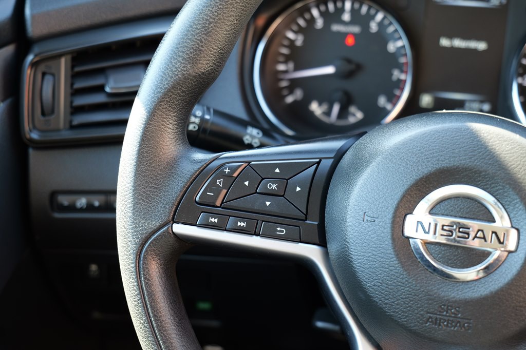 2017 Nissan Rogue Image 31