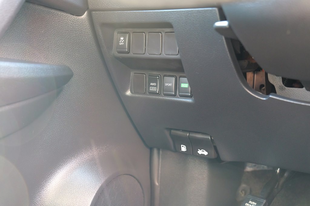 2017 Nissan Rogue Image 43