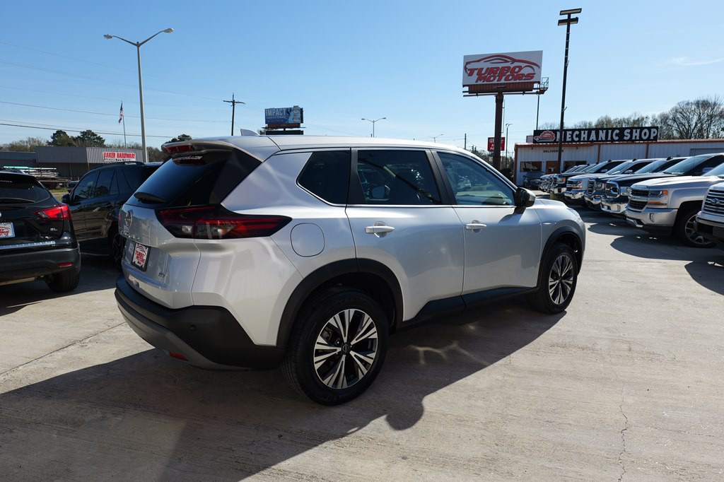 2023 Nissan Rogue Image 6
