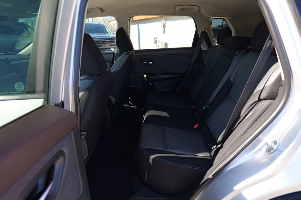 2023 Nissan Rogue Image 19