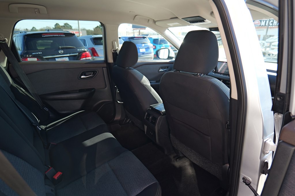 2023 Nissan Rogue Image 27