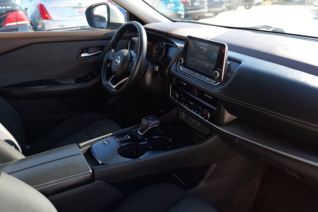 2023 Nissan Rogue Image 32