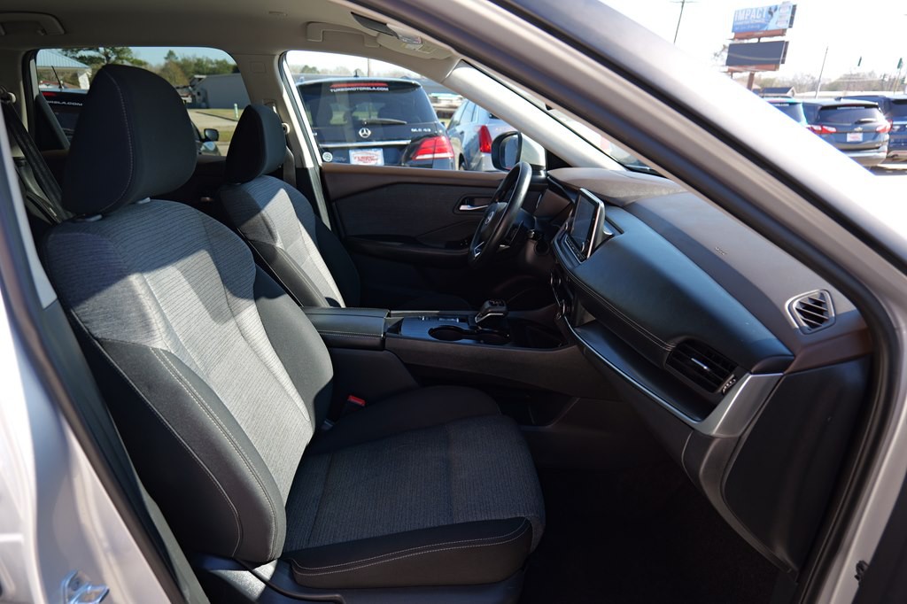 2023 Nissan Rogue Image 33