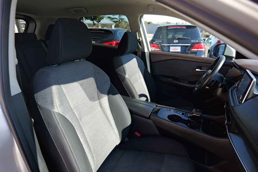 2023 Nissan Rogue Image 36