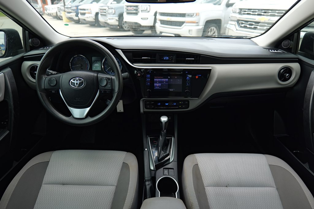 2019 Toyota Corolla Image 31