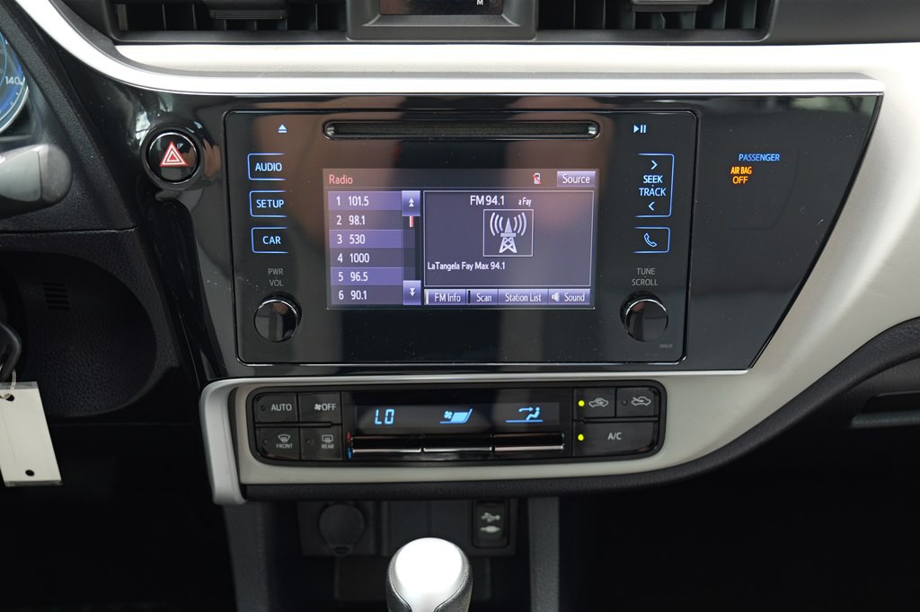 2019 Toyota Corolla Image 32