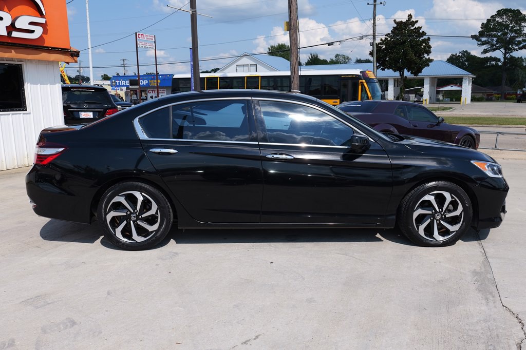 2016 Honda Accord Image 7