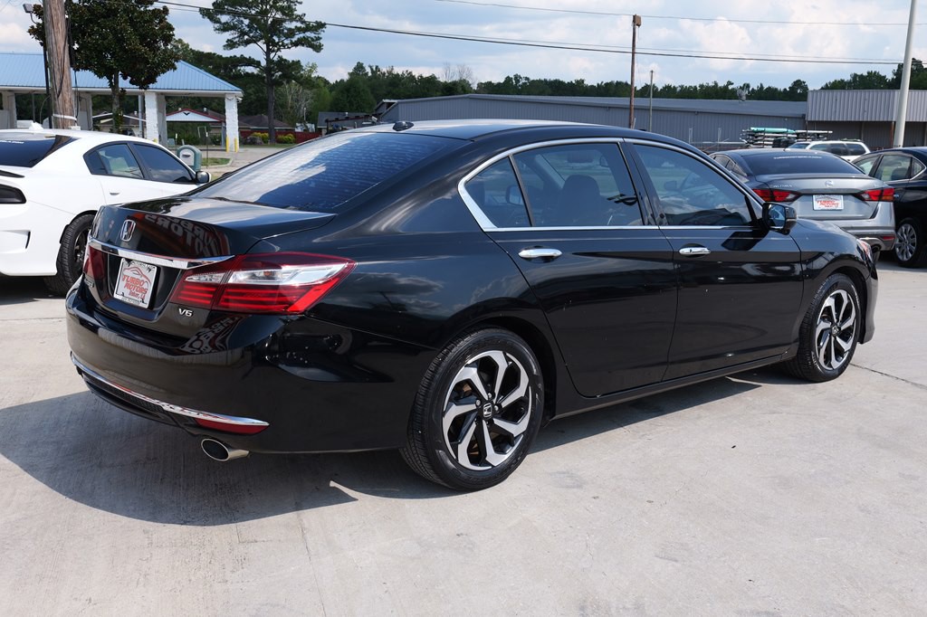 2016 Honda Accord Image 8