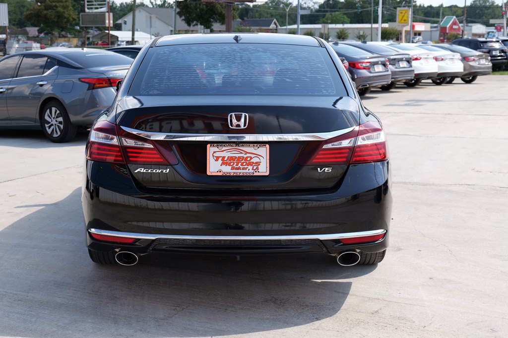 2016 Honda Accord Image 14