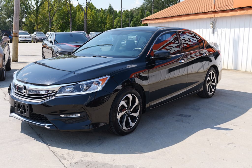2016 Honda Accord Image 23
