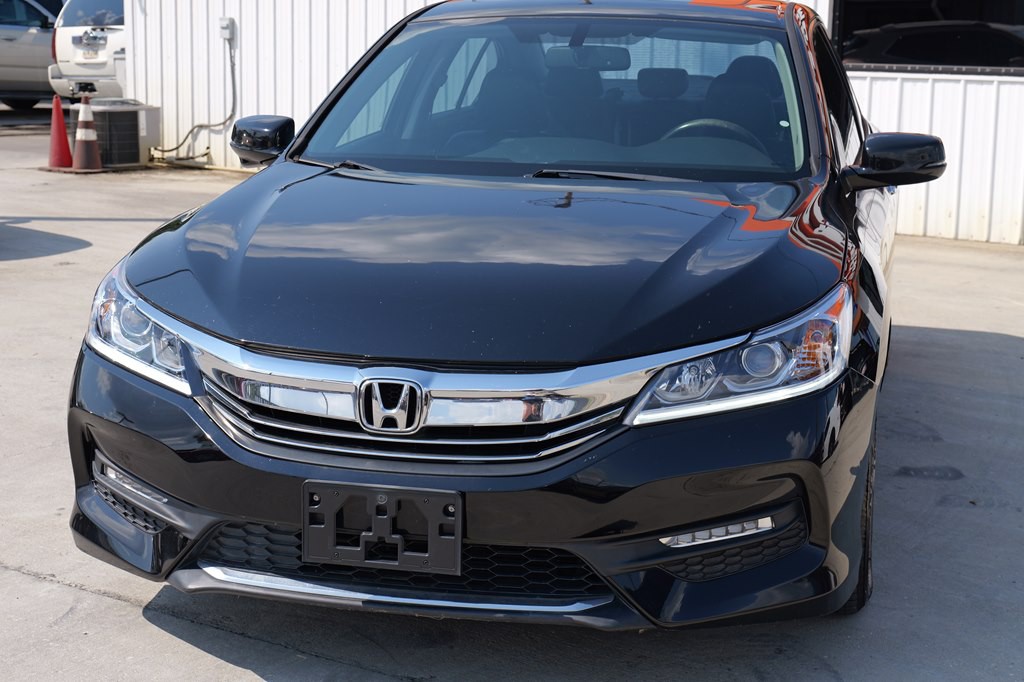 2016 Honda Accord Image 26
