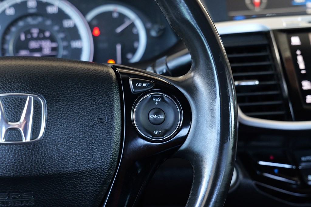 2016 Honda Accord Image 33