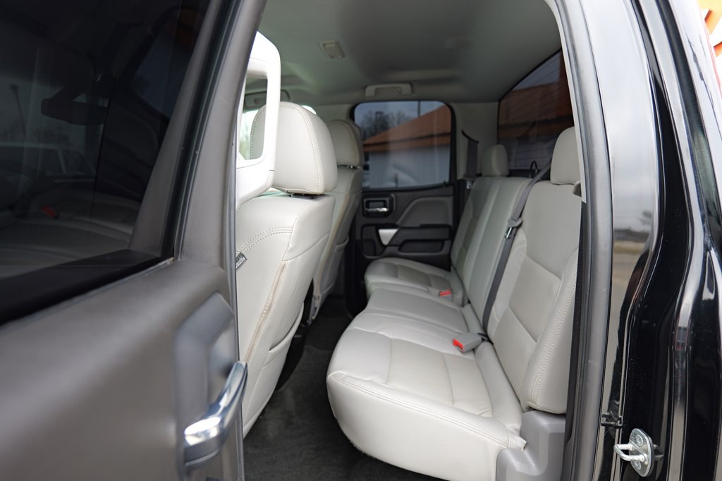 2018 Chevrolet Silverado 1500 Image 17