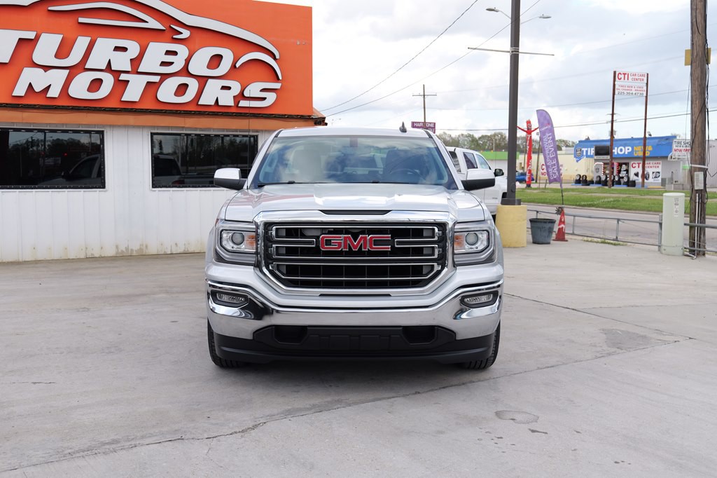 2016 GMC Sierra Image 2