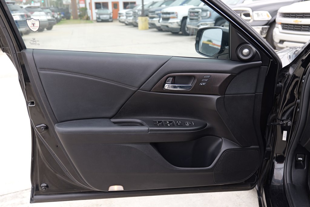 2014 Honda Accord Image 11