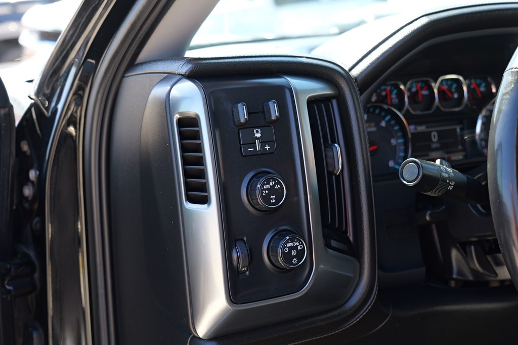 2015 Chevrolet Silverado 1500 Image 12
