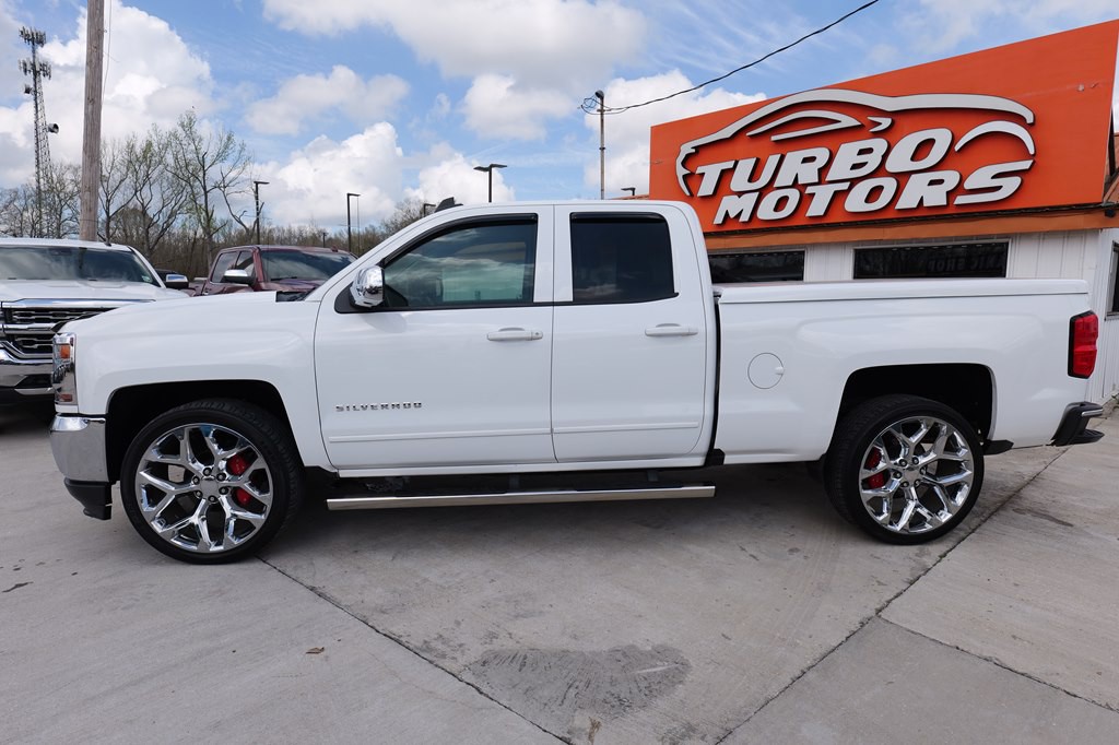 2017 Chevrolet Silverado 1500 Image 8