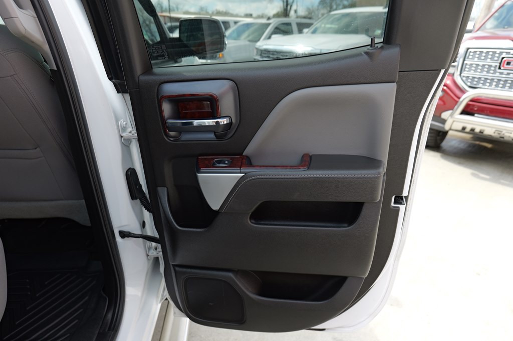 2017 Chevrolet Silverado 1500 Image 19