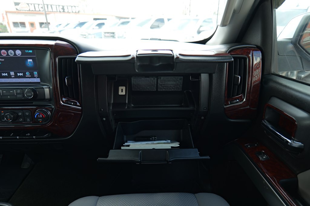 2017 Chevrolet Silverado 1500 Image 38