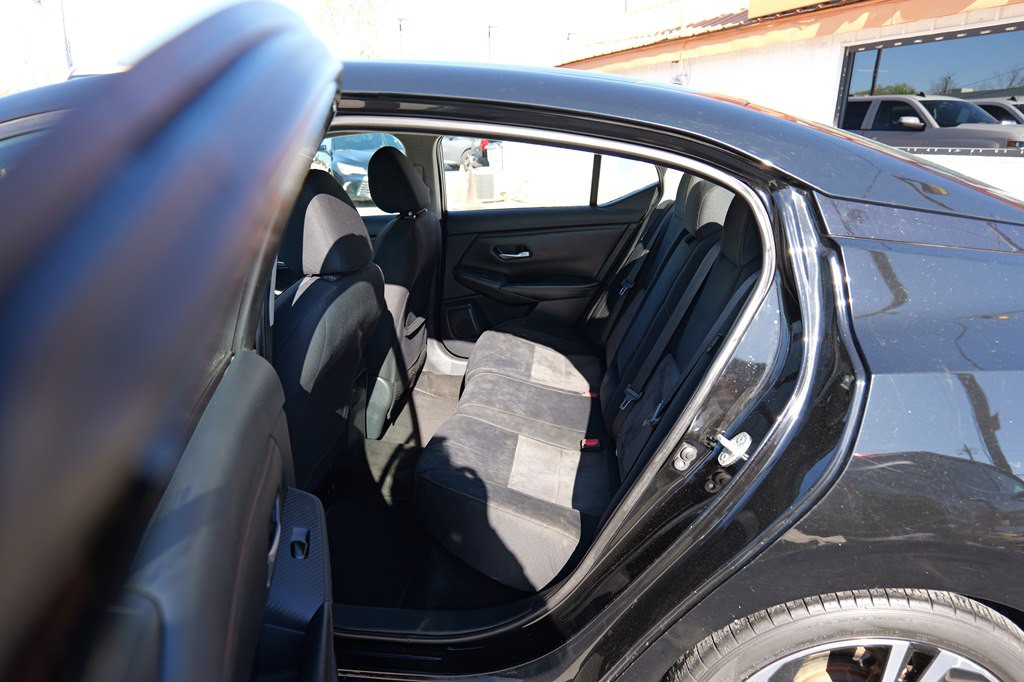 2021 Nissan Sentra Image 18