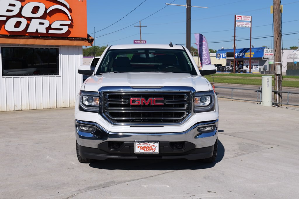 2017 GMC Sierra Image 2