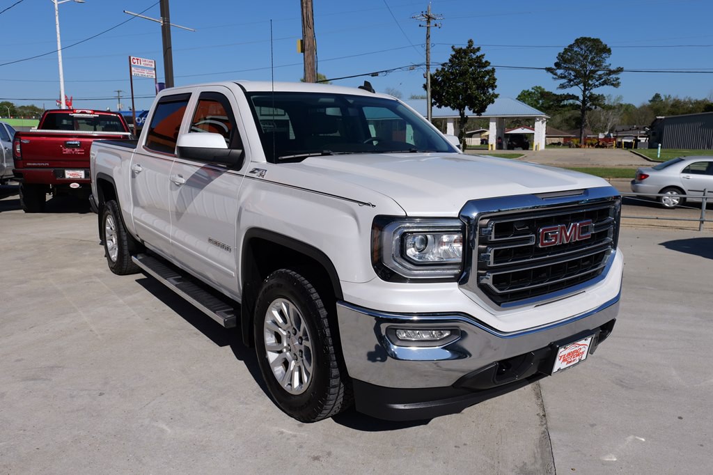 2017 GMC Sierra Image 4