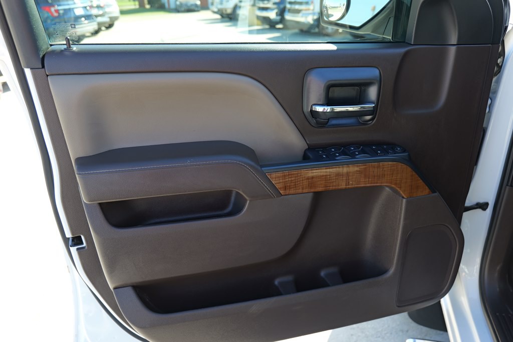 2017 GMC Sierra Image 12