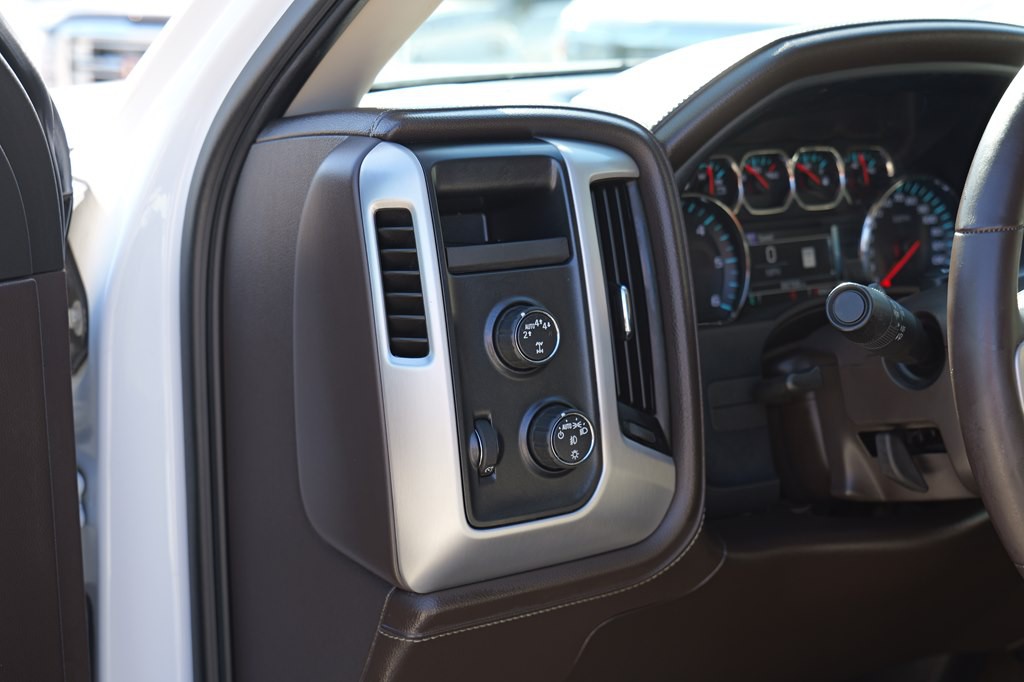 2017 GMC Sierra Image 14