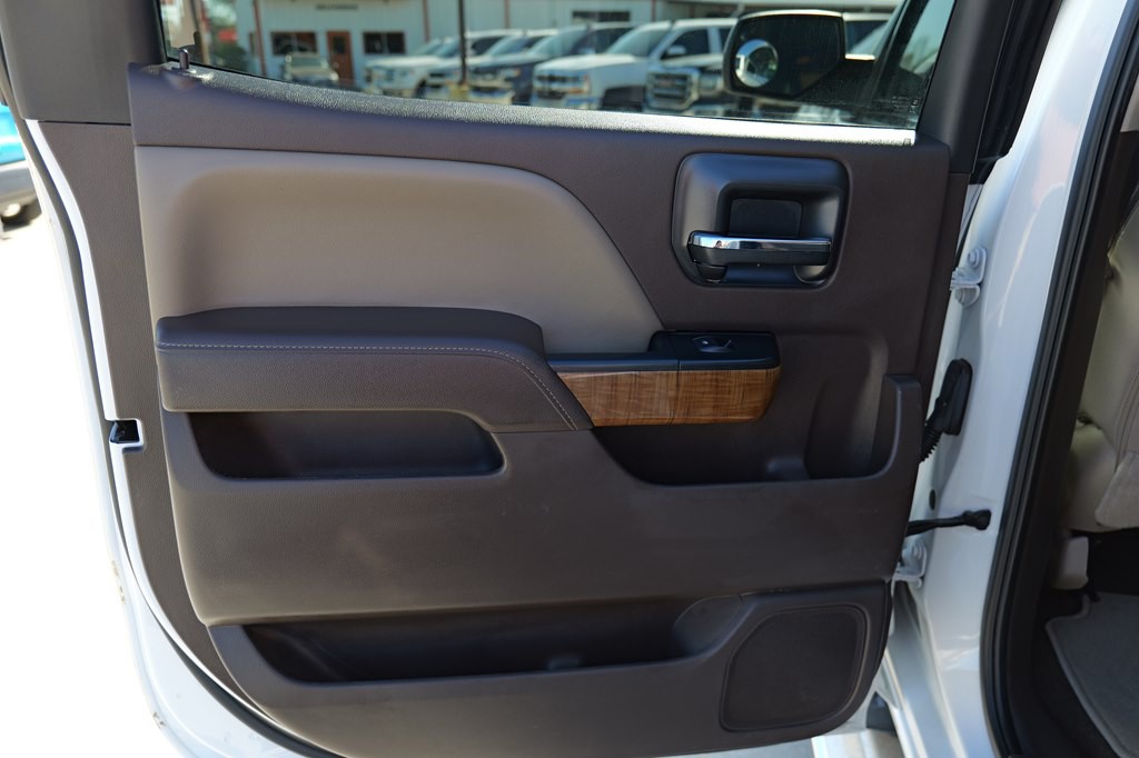 2017 GMC Sierra Image 17