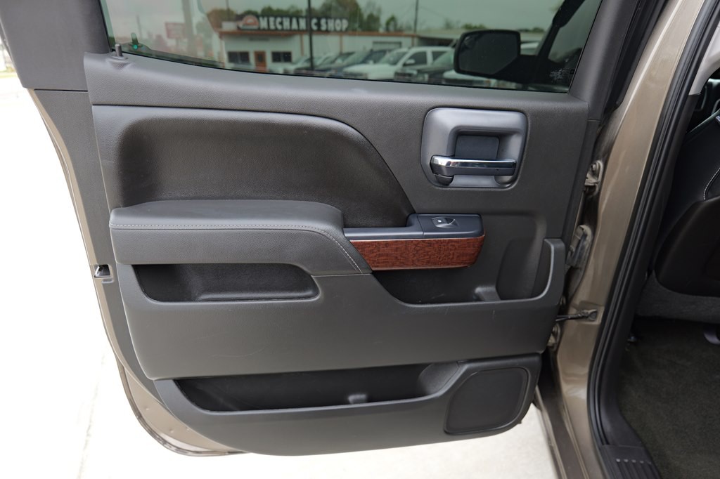 2015 GMC Sierra Image 14