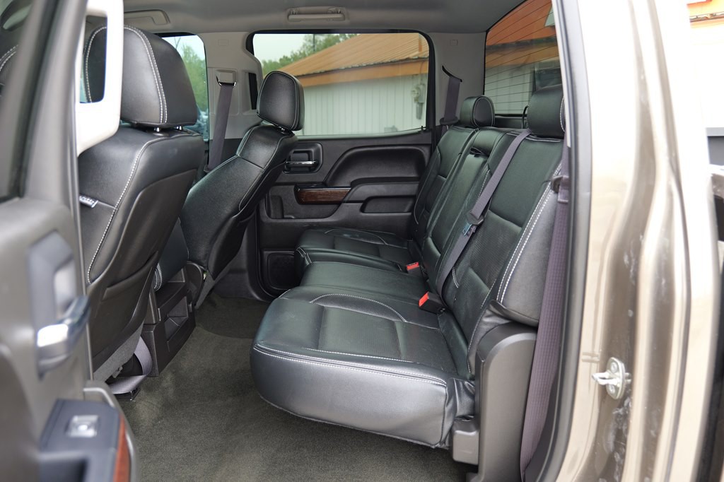 2015 GMC Sierra Image 16