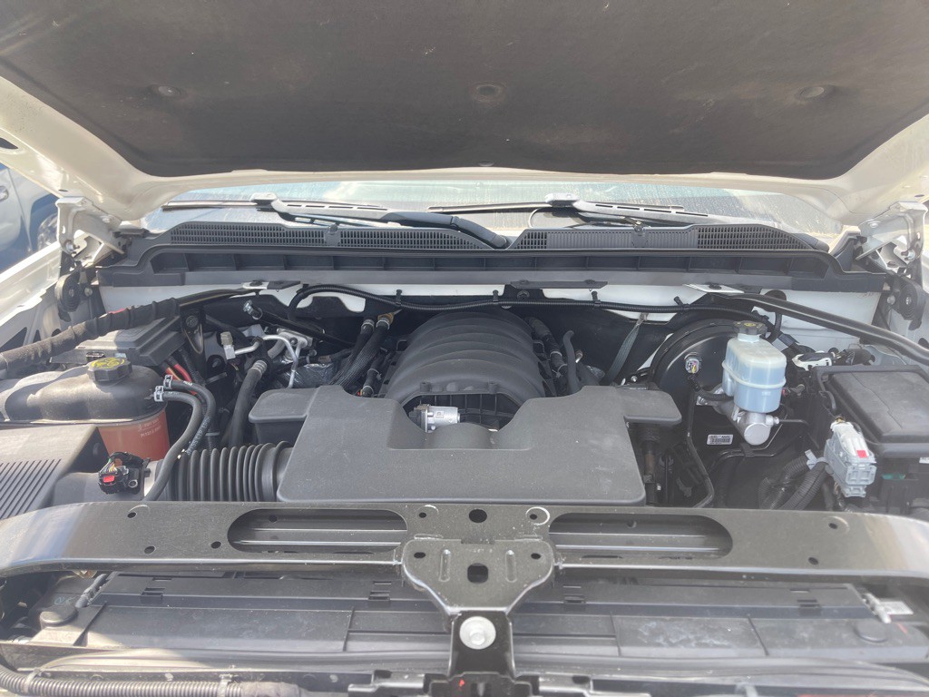 2018 Chevrolet Silverado 1500 Image 2