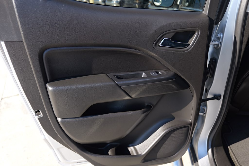 2015 Chevrolet Colorado Image 16