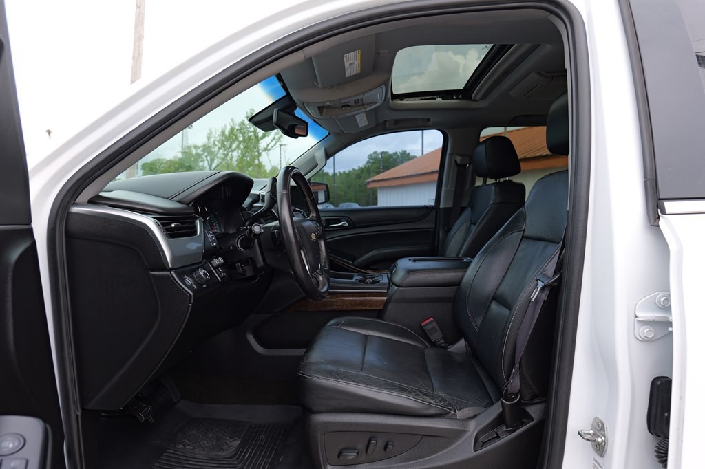 2016 Chevrolet Tahoe Image 12
