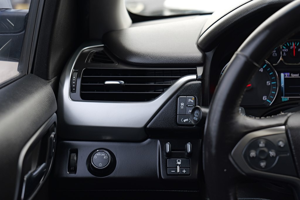 2016 Chevrolet Tahoe Image 33