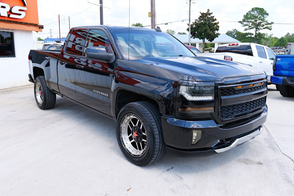 2018 Chevrolet Silverado 1500 Image 3