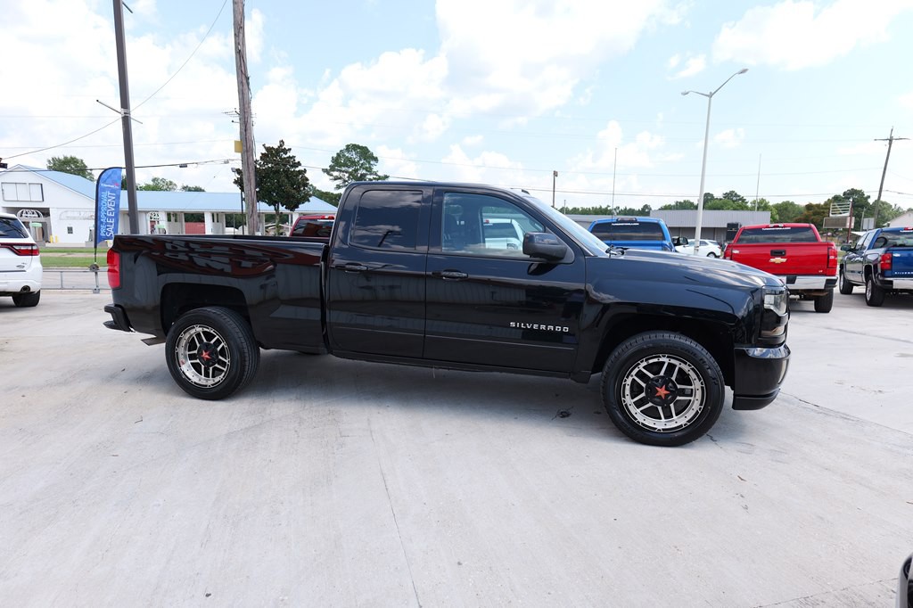 2018 Chevrolet Silverado 1500 Image 12