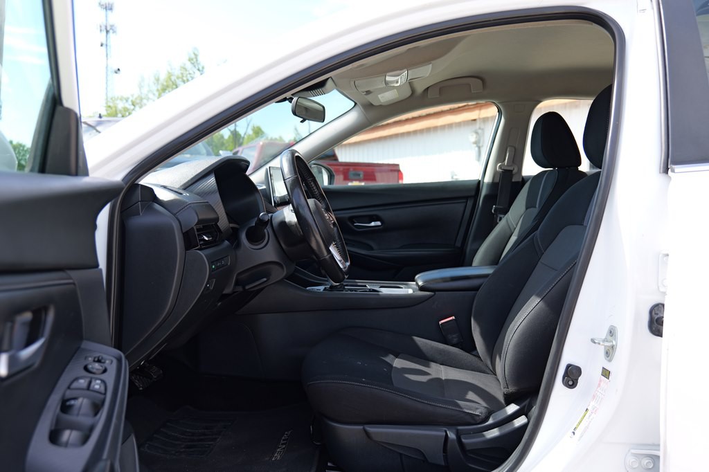 2021 Nissan Sentra Image 14