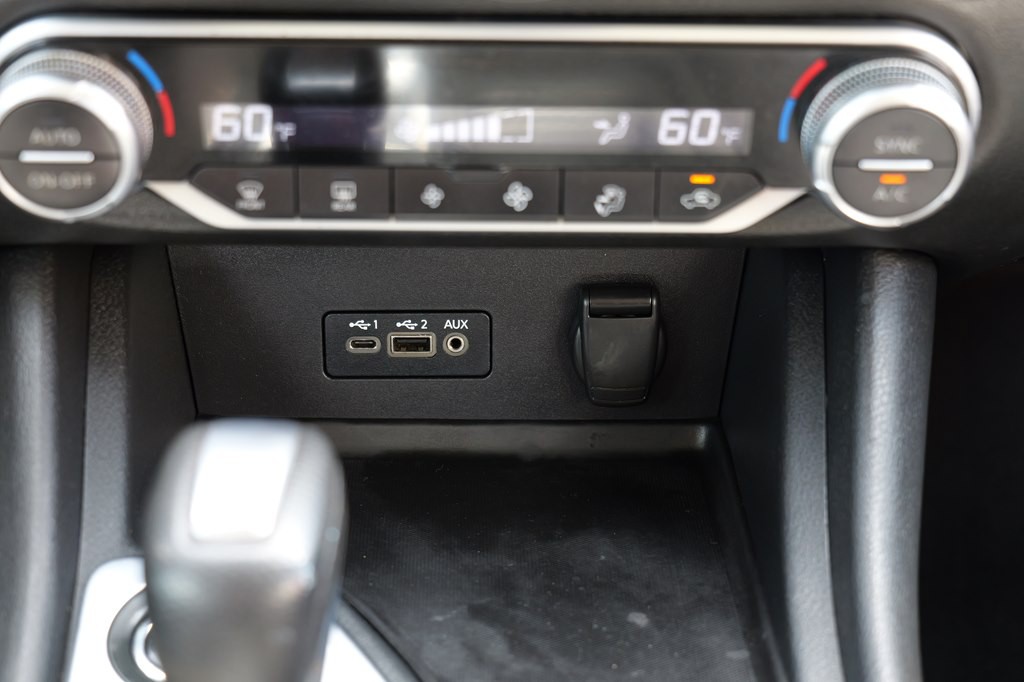 2021 Nissan Sentra Image 38