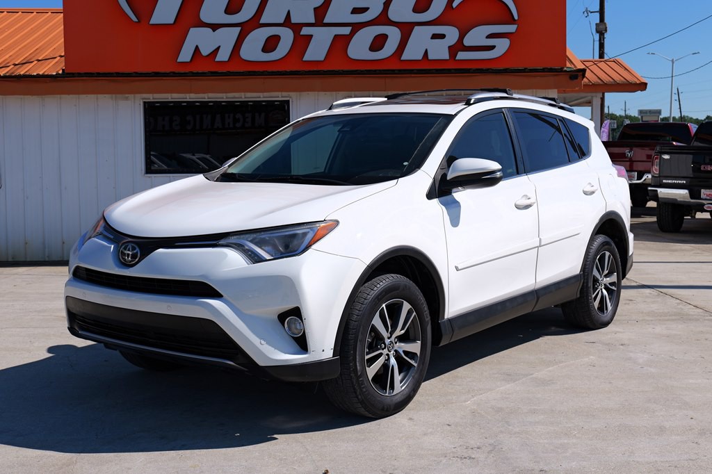 2017 Toyota Rav4 Image 1