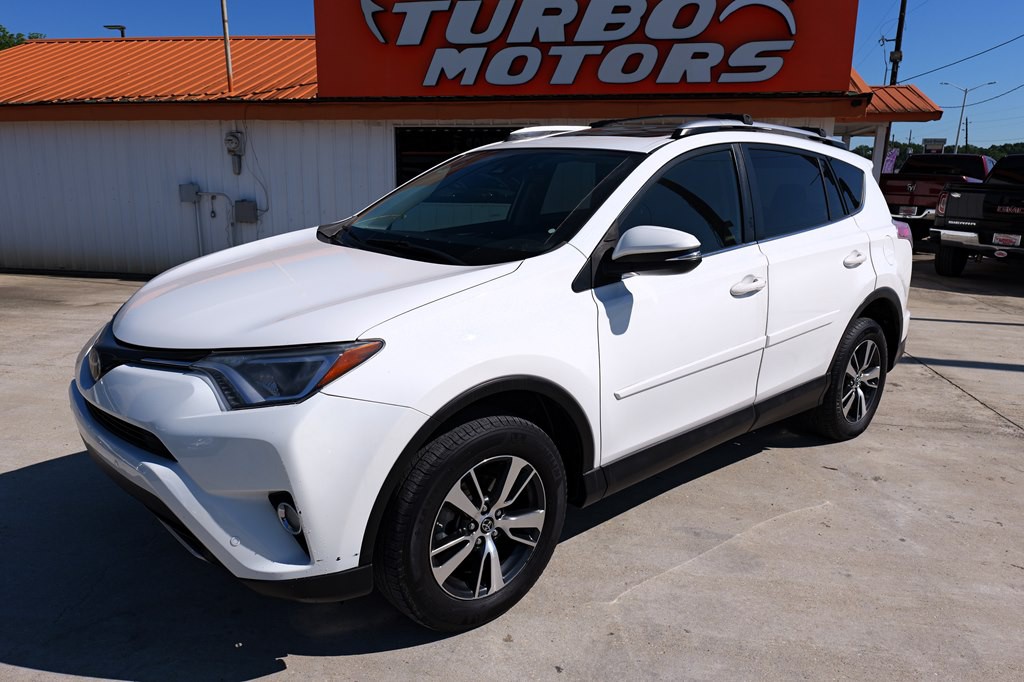 2017 Toyota Rav4 Image 9