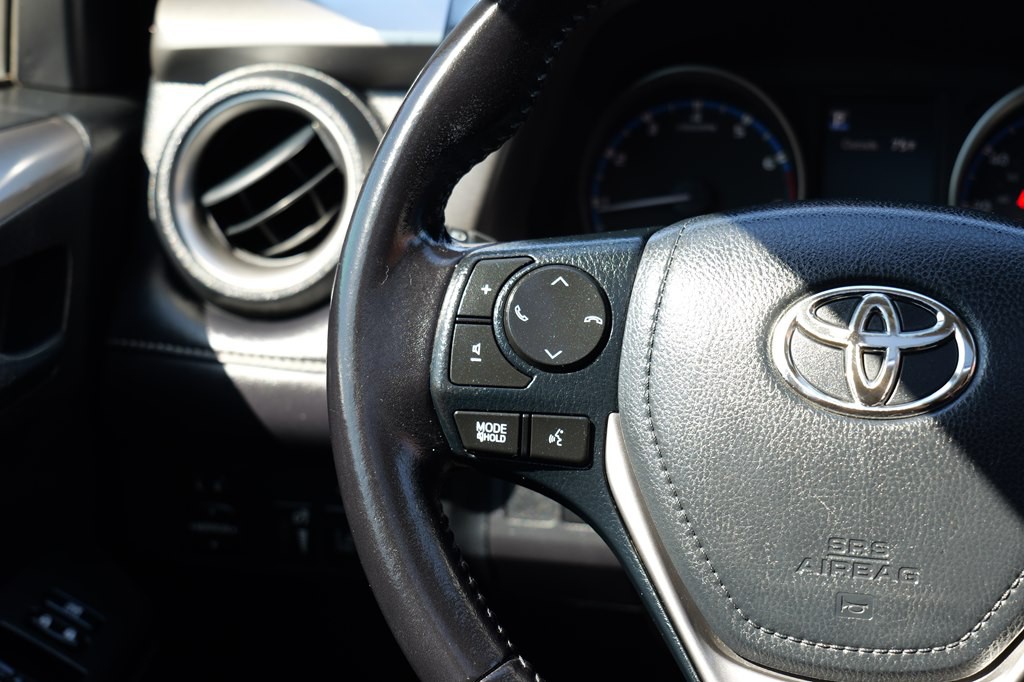 2017 Toyota Rav4 Image 29
