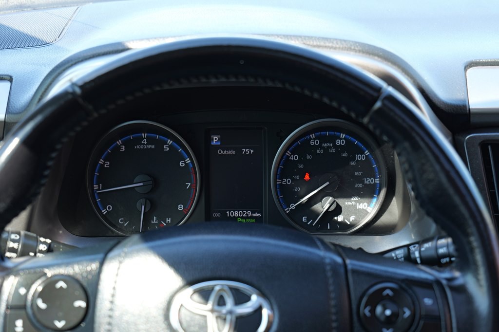 2017 Toyota Rav4 Image 31