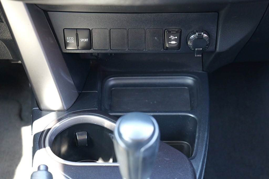 2017 Toyota Rav4 Image 36