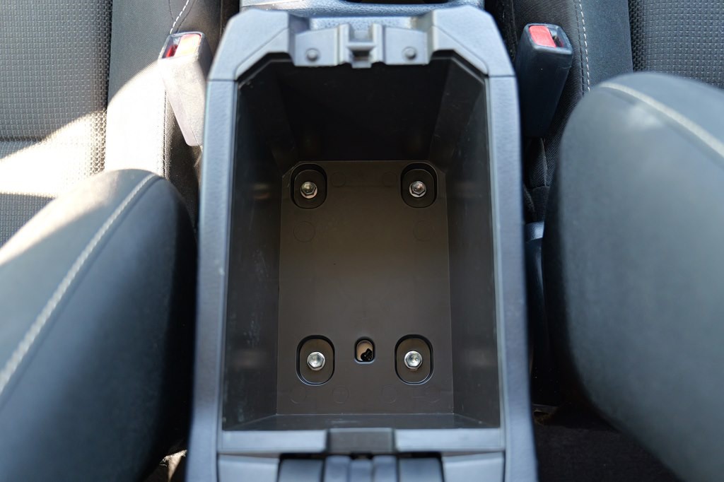 2017 Toyota Rav4 Image 38