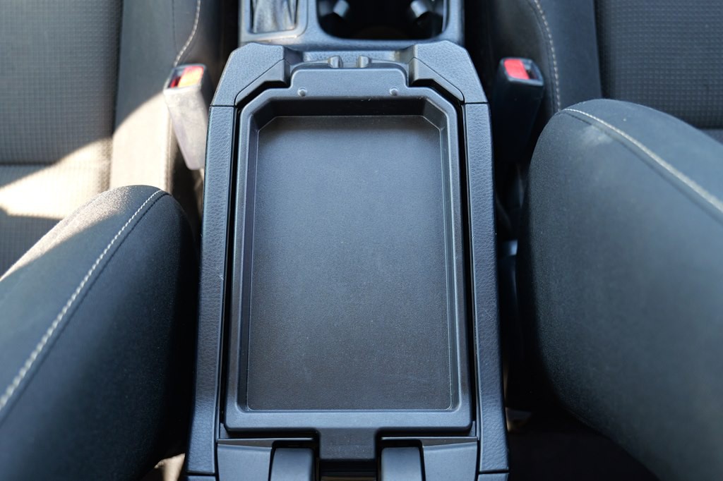 2017 Toyota Rav4 Image 39