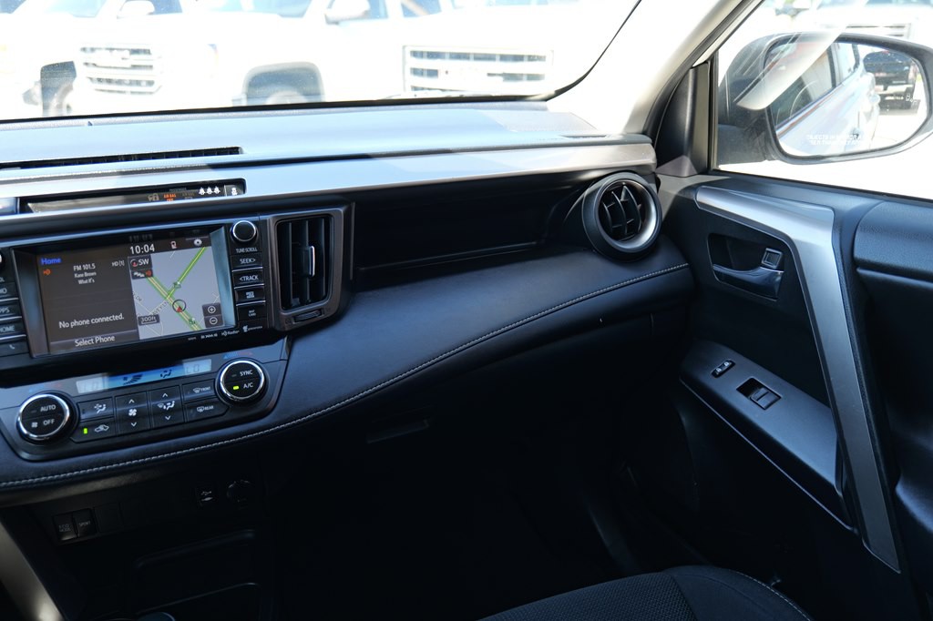 2017 Toyota Rav4 Image 41